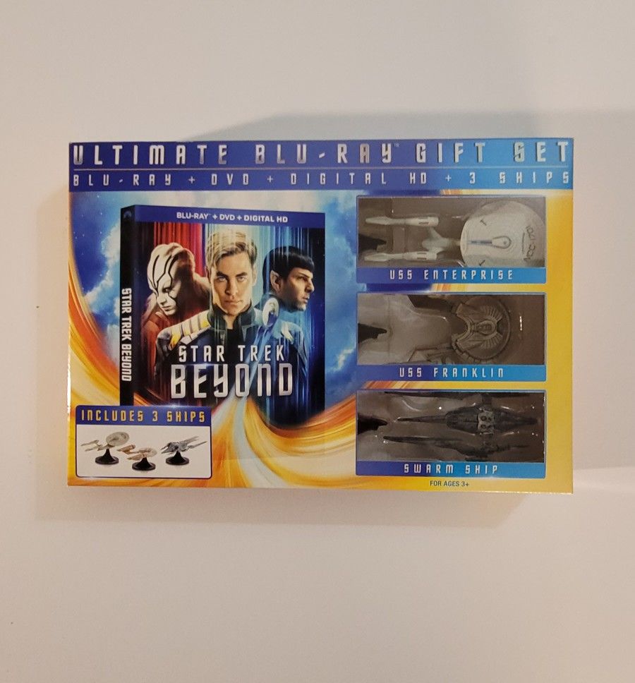 STAR TREK BEYOND: Ultimate Blu-Ray Gift Set/ Blu-Ray+DVD+Digital HD+three Ships