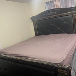Royal King Size Bed