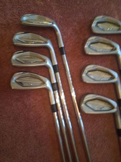 Like new mizuno jpx 900 forged irons 8 club set