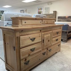 Rustic 7 Drawer Dresser $49.99 