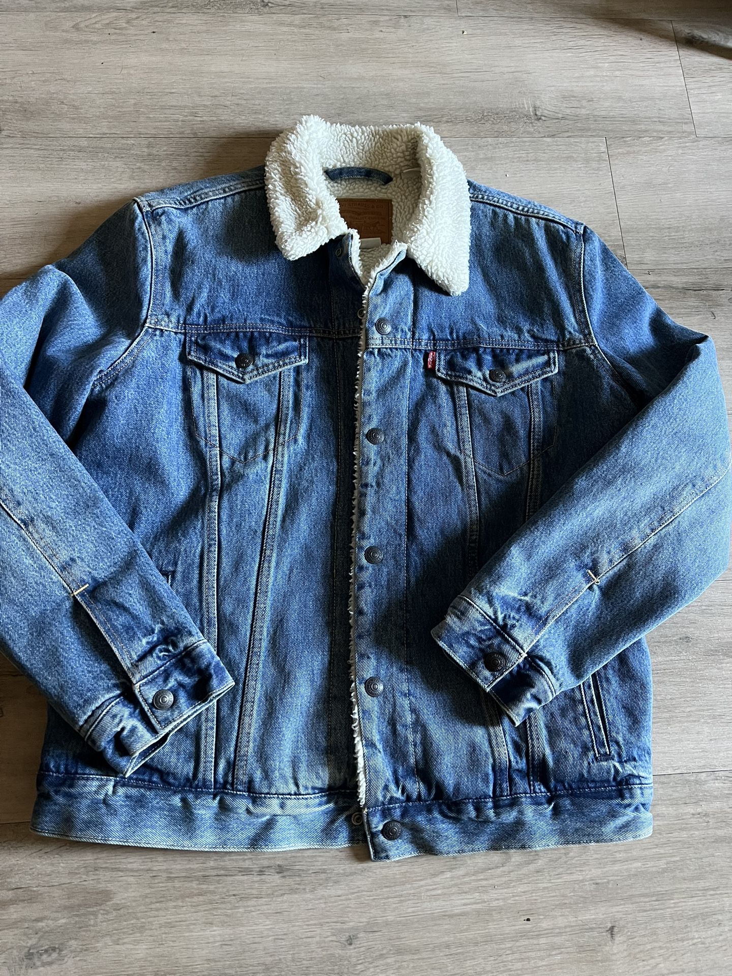 Levi’s Sherpa jacket