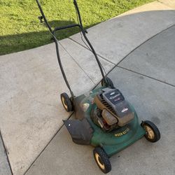 Lawnmower 