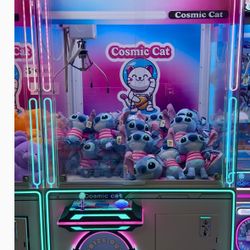 Claw Machine Brand New ! 