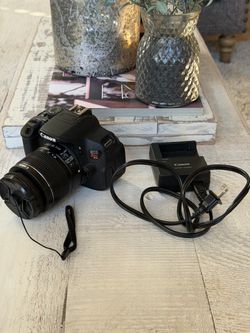 Canon EOS Rebel T5i DSLR with 18-55mm Lens