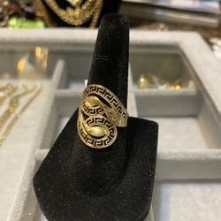10k Gold Versace Ring Size 71/2