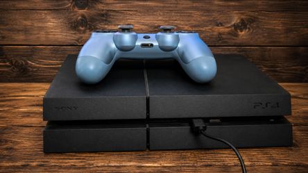 PlayStation 4 with controller 500 GB in perfect condition