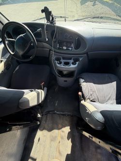 2002 Ford Econoline