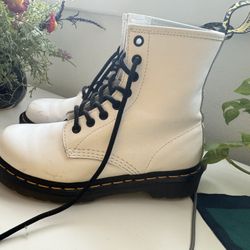 Dr Martens Size 5