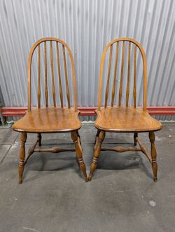 Pair of Traditional Wooden Windsor Spindle Back Chairs