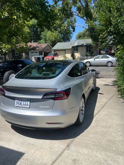 Tesla model 3 performance