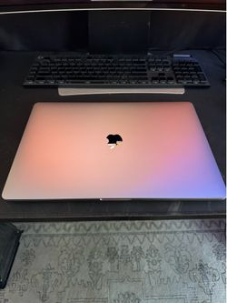 RARE MacBook Pro 2019 (Maxed Out)