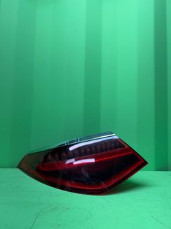 2021 2022 2023 2024 2025 Mercedes-Benz  S500 S580 S680 S63 Left Driver  Side Quarter Panel / Outer Tail Light OEM A2239062300