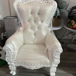 Throne Chair 