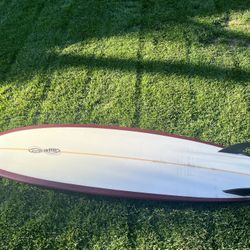 Infinity Surfboard 7’2” Twin Fin With Channels