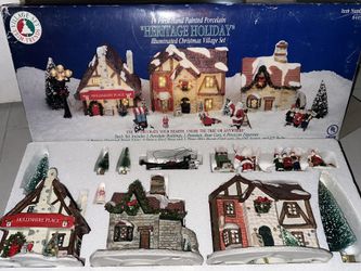 Vintage Christmas Porcelain town set