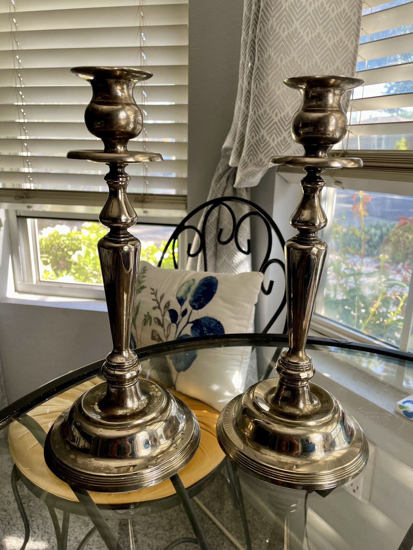 Silver Played Candlestick Pair