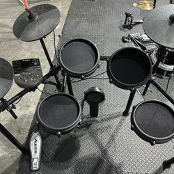 Alesis Electric Drum Set 