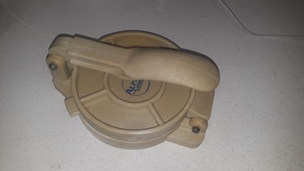 Tortilla machine