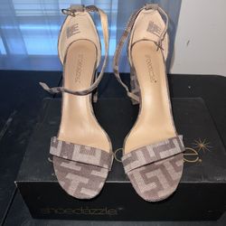 Shoedazzle Women’s Sandals 