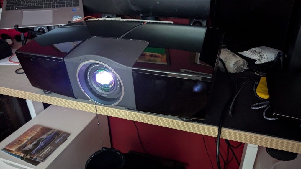 ViewSonic Pro8100 1080p Home Theater Projector