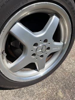 Mercedes AMG RIMS 17 Inch One Staggered