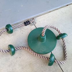 Ninja Climbing Rope with Platforms and disc