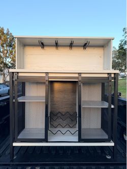 Wine cabinet