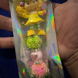 Character From Strawberry Shortcake Pen