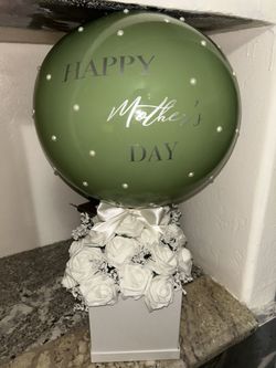Mothers Day Gift- Personalized Balloon Bouquet With Flowers 
