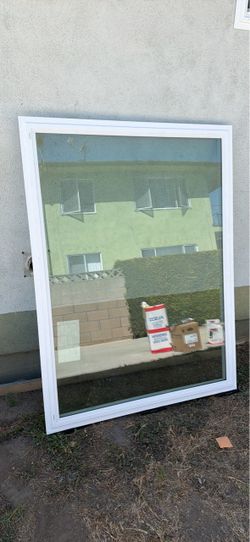 Picture window