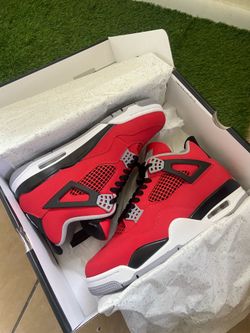 Air Jordan Toro Bravo 2026 Retro 4 Size 10 & 12