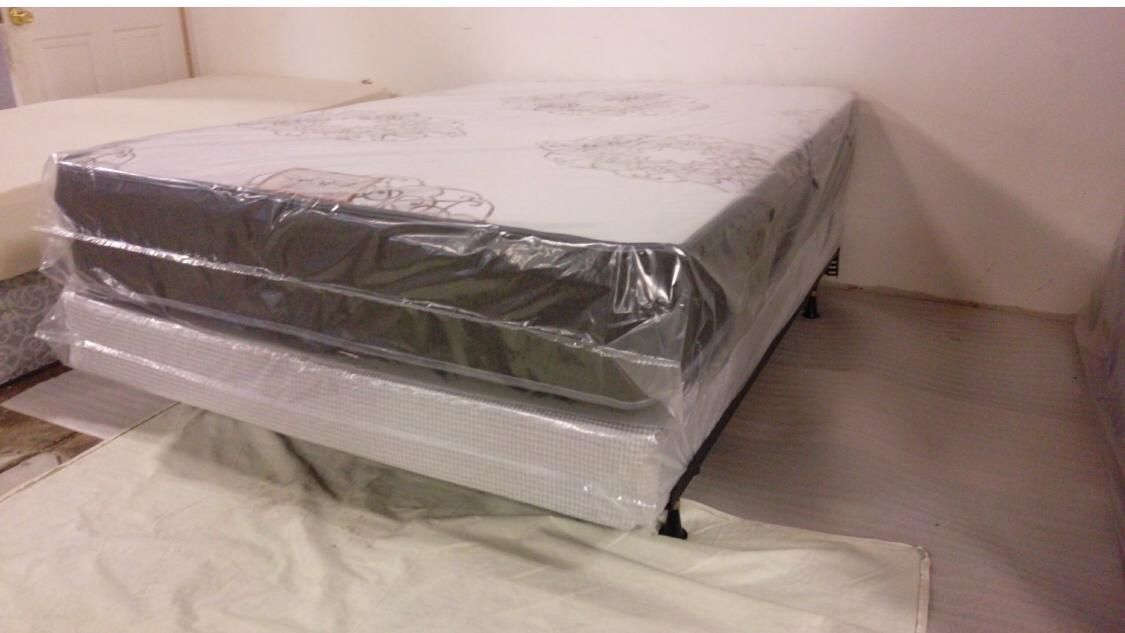 Queen Mattress Come With Rails Frame (Metal) And Free Box Spring - Same Day Delivery 