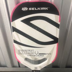 Selkirk Vanguard Power Air Invikta Black Midweight Pickleball Paddle