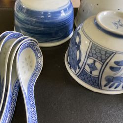 🥢🥡Set Of 5 Vintage Asian Porcelain Soup Bowls & Spoons & Rests