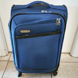 ELLEN TRACY Lightweight Suitcase w/ Single Wheels 21"x14"x9" Blue, Pre-owned 