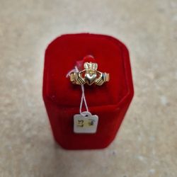 14k Yellow Gold Claddagh Ring