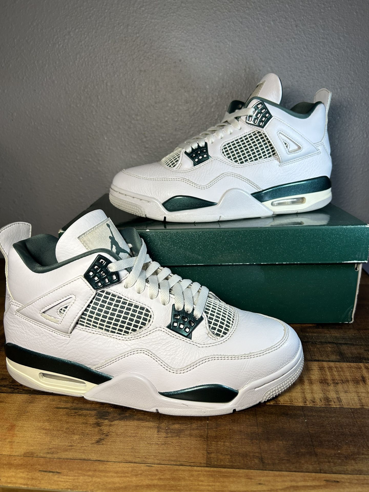 Air Jordan 4 Retro 'Oxidized Green ' 2024 Men’s Size - 9 OG Box Good Condition