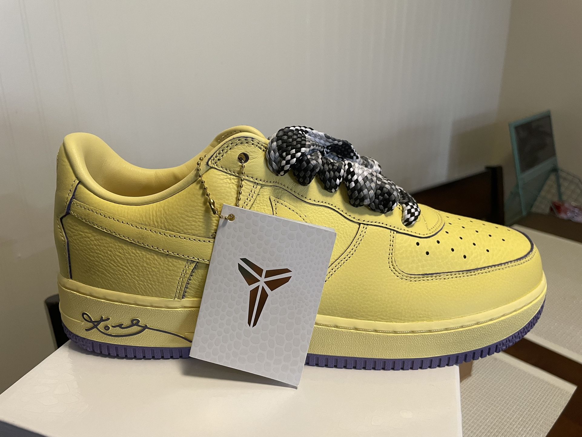 Kobe Air Force 1 Protro Sz 13
