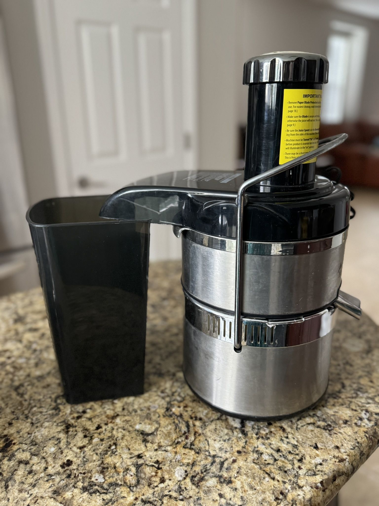 Almost New Juicer Used Just Twice .