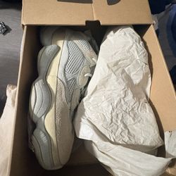 Yeezy 500