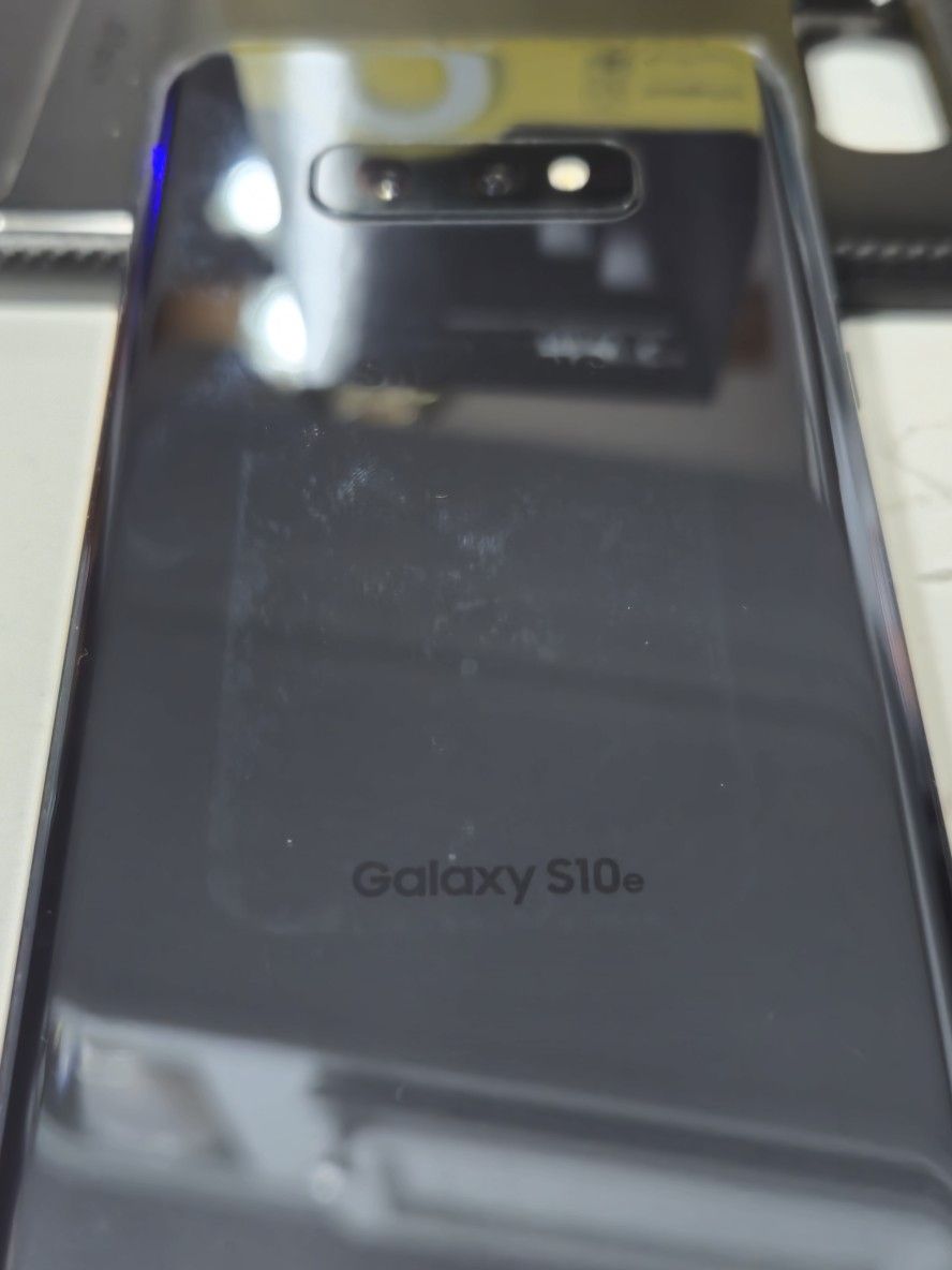 Samsung S10e Unlocked 