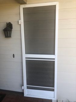 Nice 👍🏼 screen door 79.5x29.5 works great and comes with hinges. Must come to HB,OC