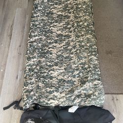 Grizzly brand CAMO-LUX -0 (GREEN) sleeping bag