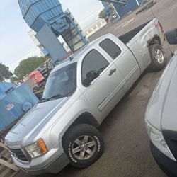 2011 GMC Sierra 