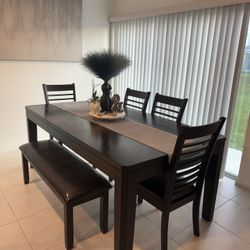 Dinning Table Set