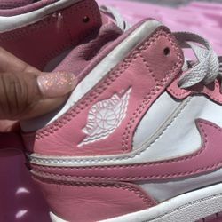 Nike Air Jordan 1 Mid Pink Size 13C