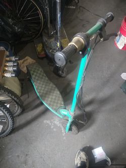 Razor E275 scooter