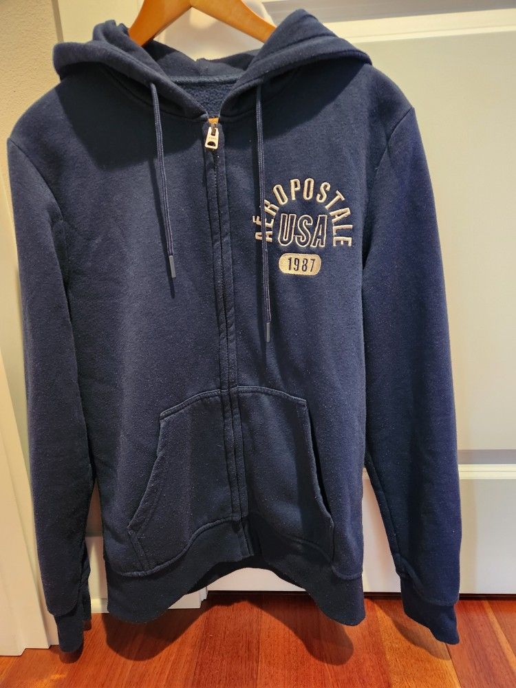Men's Aeropostal fleece hoodie, size Medium, dark blue color, like new