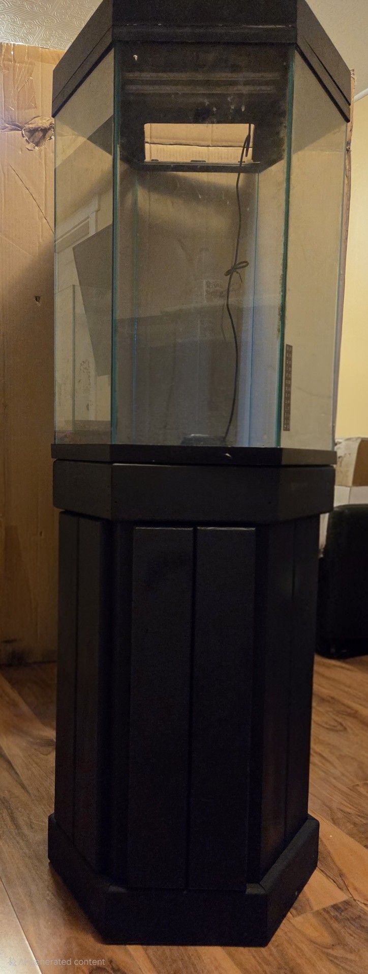 28 Gallon Hex Aquarium