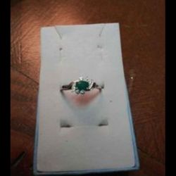 New S .925 Sterling Silver Emerald Ring Size 7 